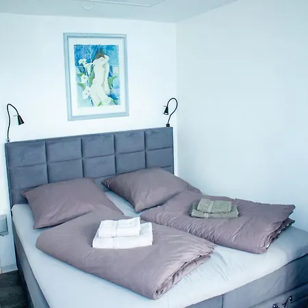 Retreat Near Castle * Бланкенбург